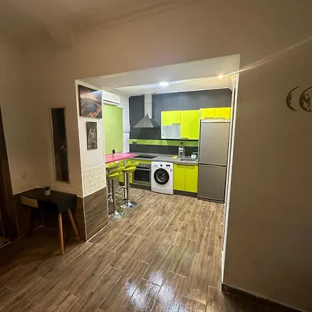 Fantastic Estudio Cerca Del Carrefour Rosaleda Apartment